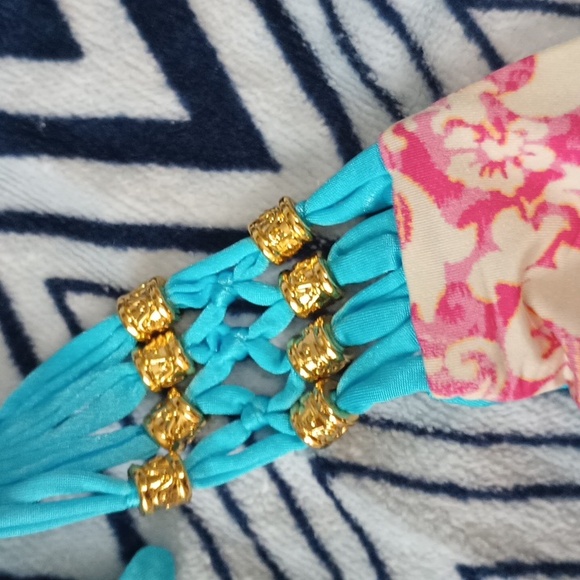 Beach Bunny NWT Damascus Sea Lg Tri Top Lg Skimpy Bottom Both Reversable - Picture 4 of 12